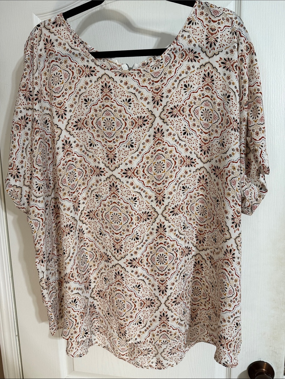 Maurices Cream Tunic with Brown and Rust Medallion Pattern